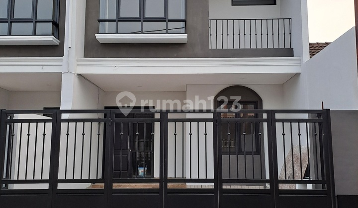A066. Dijual Rumah New Gress 2 Lantai Pondok Tjandra