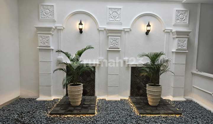A145. For Sale: Brand New Colonial Modern Style House (2 Floors) in Manyar Kertoadi 2