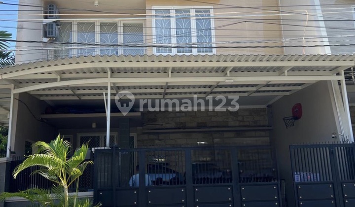 A025. Dijual Rumah Minimalis Modern Sutorejo Utara 1