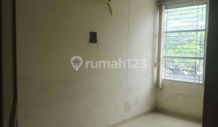 Ruko Usaha Lantai 2 Dijual Murah di Pinggir Jalan Ringroad