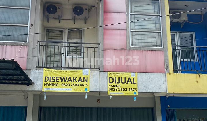 Cheap for Sale 2-Story Shop House Strategically Located Near Bantul City Center Cheap for Sale 2-Story Shop House Strategically Located Near Bantul City Center