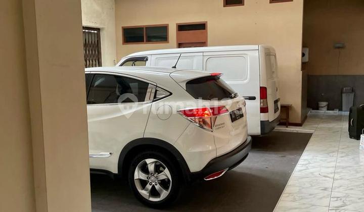 Hunian Mewah Fully Furnished, Lokasi Strategis 4 Menit ke Solo Paragon Mall 2