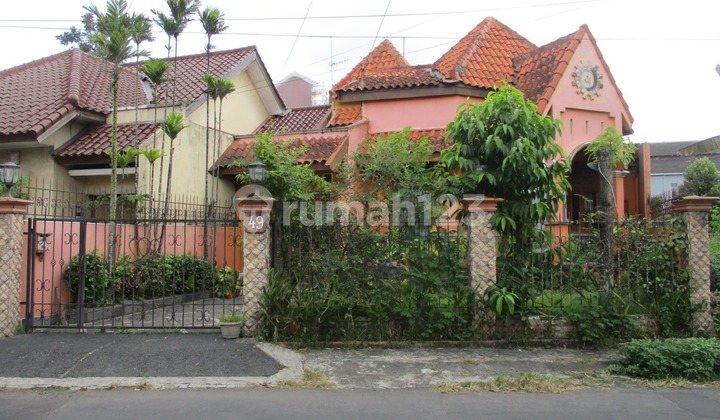 Rumah Mewah 2 Lantai Lokasi Strategis Sleman