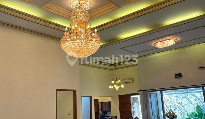Rumah Mewah di Kota Solo Fully Furnished Dekat Solo Paragon Mall 2