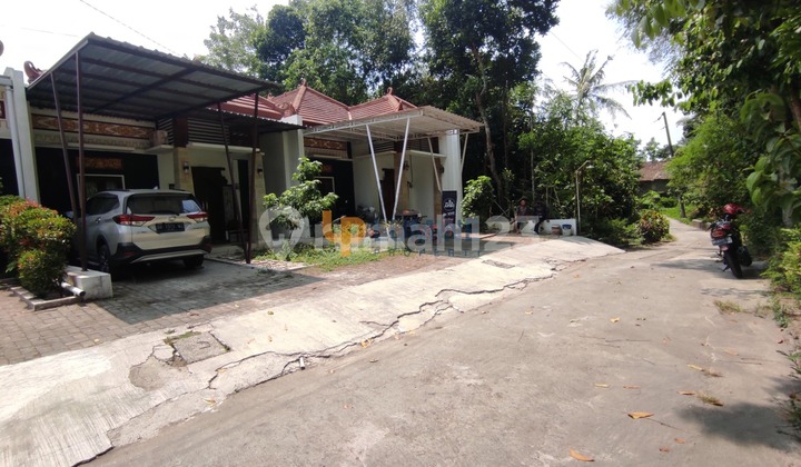 Comfortable &amp; Strategic Residence in Prambanan, Affordable Price 2