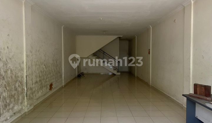 Cheap for Sale 2-Story Shop 15 Minutes to Yogyakarta City Center