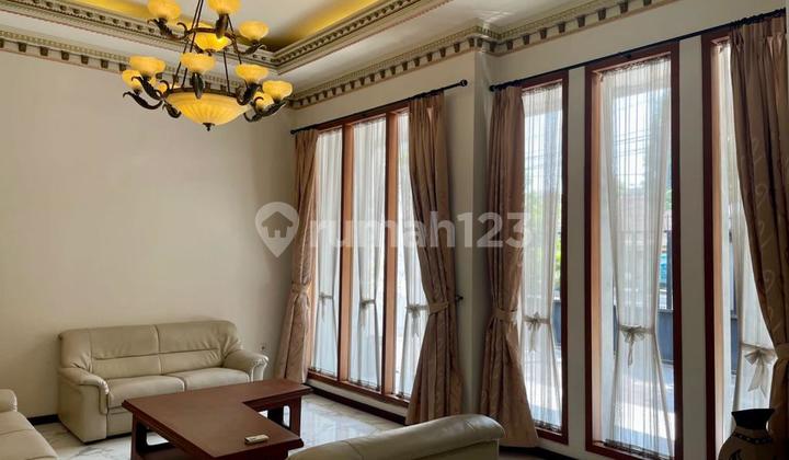 Dijual Rumah Mewah Solo, 4 Menit Solo Paragon Mall