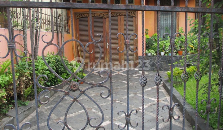 Rumah Eksklusif Dekat Ugm & Jalan Kaliurang - Investasi Tinggi 2