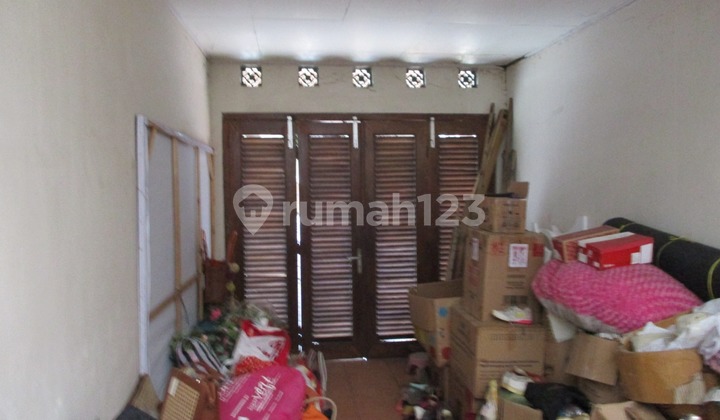 Jual Rumah Mewah Area Caturtunggal, 5 Menit ke Monjali & Ugm 2