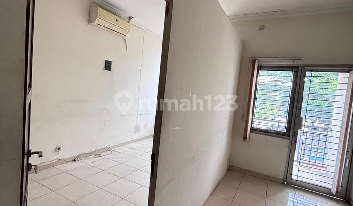Ready-to-Occupy & Ready-for-Business Shop House in Banguntapan Bantul, Promising Business Opportunity 2