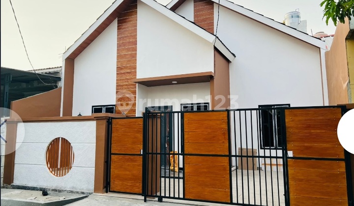 Hunian Scandinavian Hangat Bernuansa Kayu di Harapan Indah Bekasi