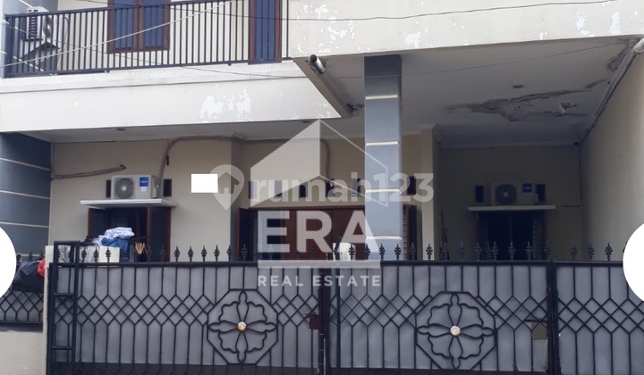 Rumah Siap Huni 2 Lantai di Harapan Indah Bekasi. 2