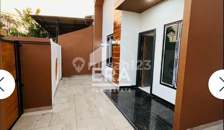 Warm Wood-Themed Scandinavian Residence in Harapan Indah Bekasi 2