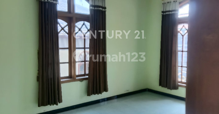 Rumah 2 Lantai Nyaman Siap Huni di Tegal