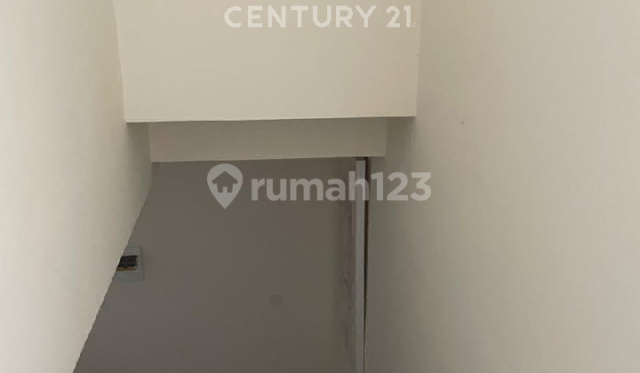 Nice, Comfortable, and Fully Furnished House in Tangerang 2