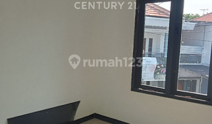 Rumah Dua Lantai, Nyaman, dan Strategis di Tengah Kota Tegal 2