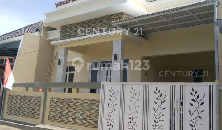 Rumah Baru di Pusat Kota Asri dan Nyaman