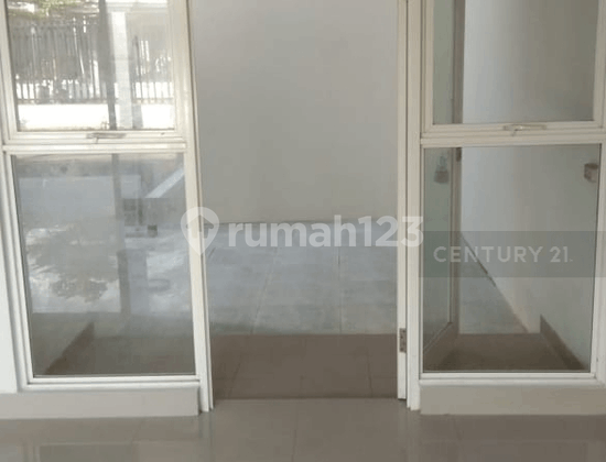 Nice and Luxurious House in Jakarta Garden City 2