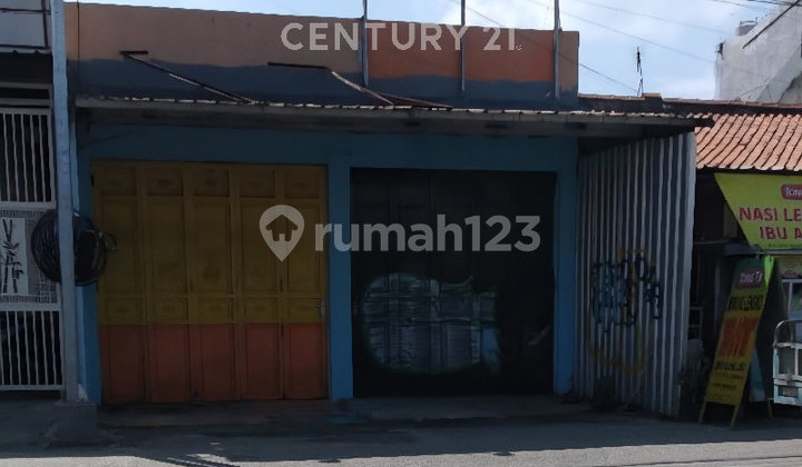 Ruko 2 Pintu Letak Strategis Cocok untuk Usaha Ruko 2 Pintu Letak Strategis Cocok untuk Usaha