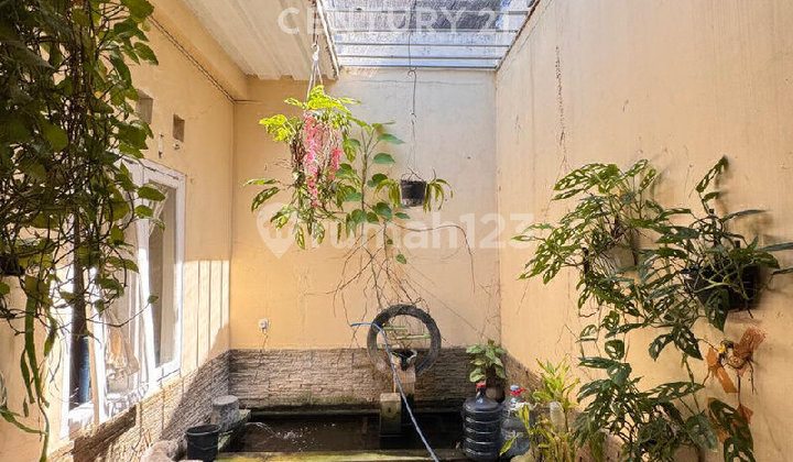 Comfortable Residence, Ready to Occupy, and Car Access in Tegal 2