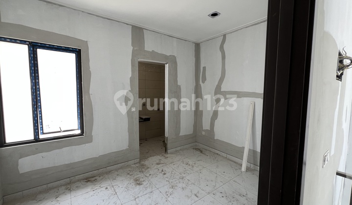 Cash / KPR - Rumah Pik2 Permata Hijau 10X20 Cash / KPR - Rumah Pik2 Permata Hijau 10X20