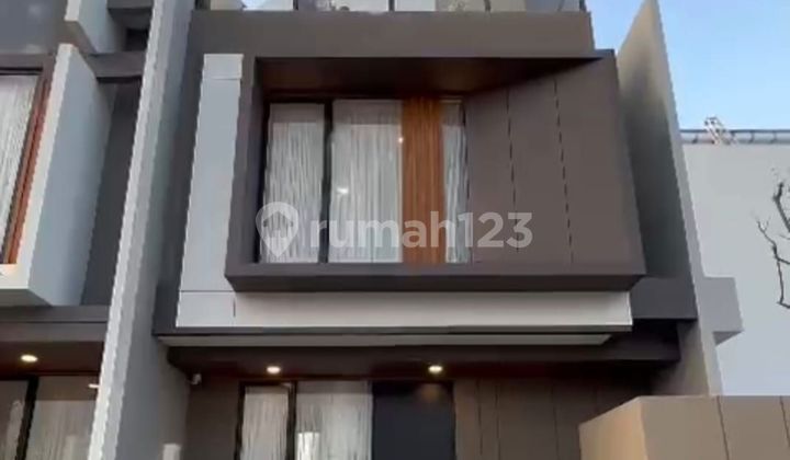 Rumah 3 Lantai with jacuzi Rumah 3 Lantai with jacuzi