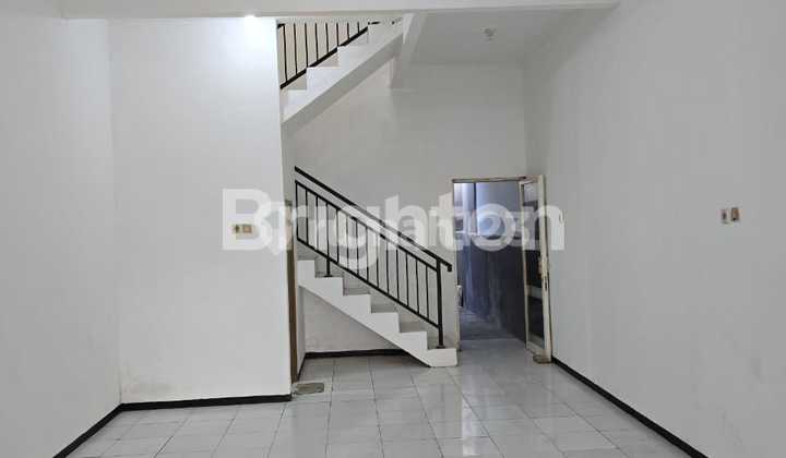 Ruko 2 Lantai di Lingkungan Ramai Strategis Dekat Kota Siap Pakai Graha Kota