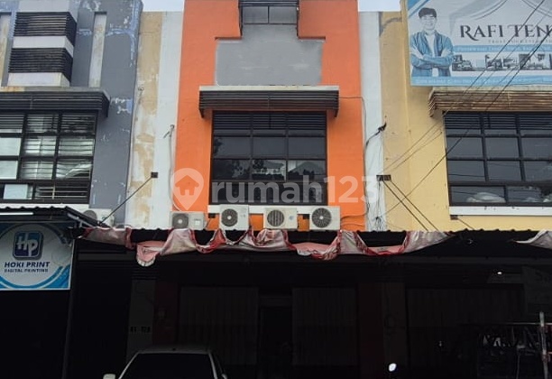 Ruko 2 Lantai Nol Jalan Strategis Dekat Kota, Cocok untuk Usaha/ Kantor Ruko 2 Lantai Nol Jalan Strategis Dekat Kota, Cocok untuk Usaha/ Kantor