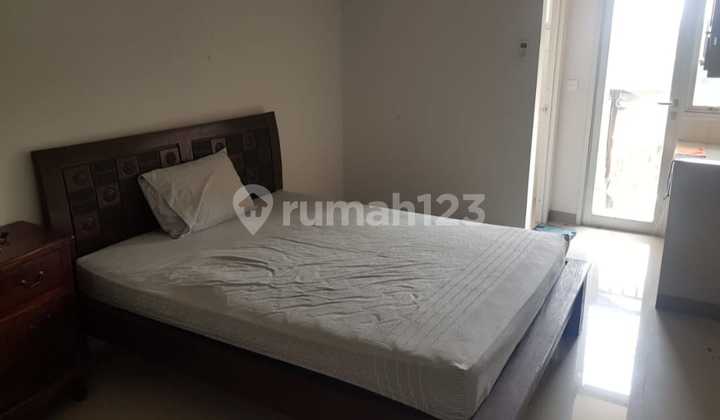 For Sale Apartment in Bintaro Park View Type Studio Semi Furnished