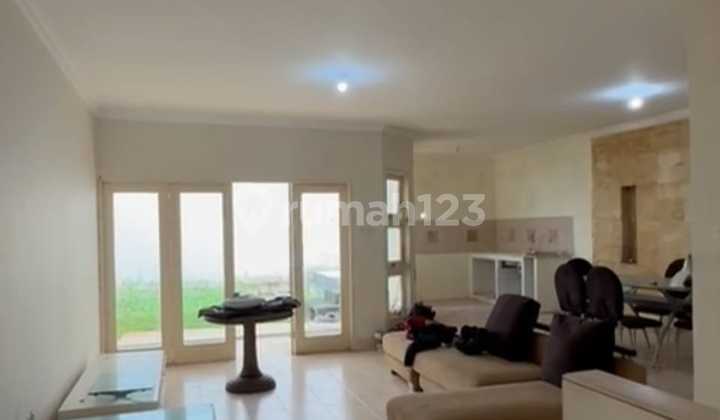 For Rent 2-Story House in Griya Loka - BSD For Rent 2-Story House in Griya Loka - BSD