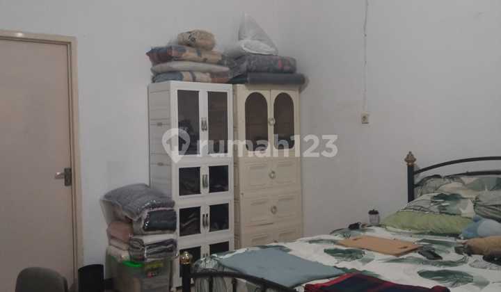 For Sale Nice House Near Main Road, 5 Minutes to Busway 2