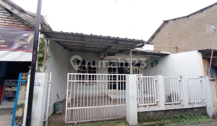 Rumah Lokasi Dekat Berbagai Fasilitas di Cijerah