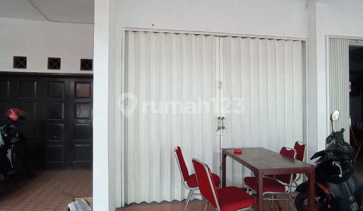 Strategic Shop House Suitable for Business in Pharmindo
