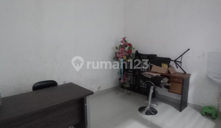For Rent Shop House in Cijerah Raya - Busy Area & Easy Access 2