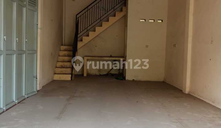 Ready-to-Use Shop House Suitable for Various Businesses on Melong Raya 2