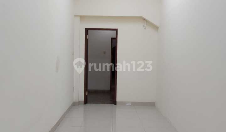 Good Shop House Suitable for Office or Salon at Cijerah Raya 2