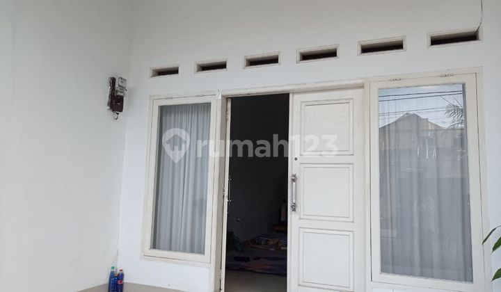 Comfortable & Stylish House in Cijerah - Suitable for Living & Investment 2