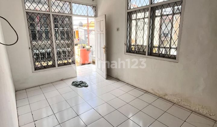 Comfortable Complex House Flood-Free in Melong Green 2