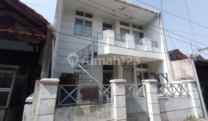 Strategic Boarding House in Cijerah Near Industrial Area - 8 Rooms Ready for Occupancy
