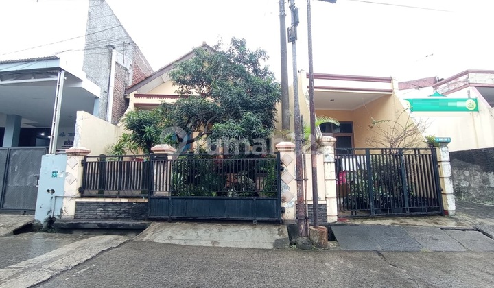 Strategic Front Road Wide House in Pharmindo 1