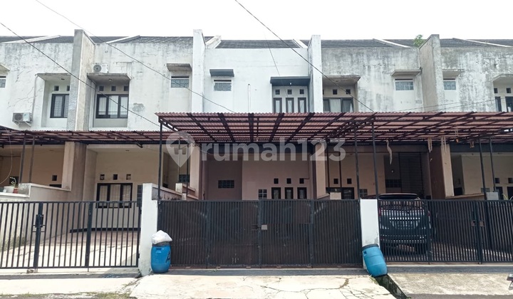 Rumah Luas Siap Huni di Melong Asih Regency