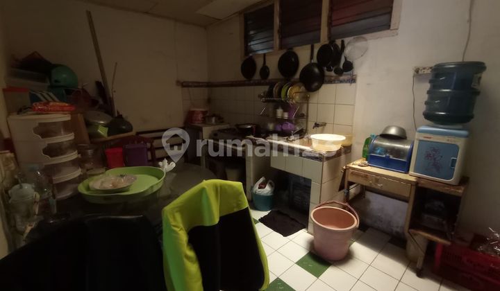 Ready-to-Occupy House in Cijerah - Strategic Location! 2