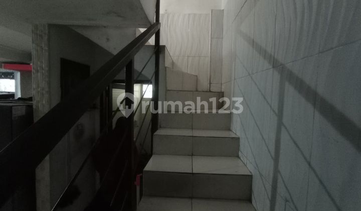 Minimalist House in Cijerah - 3 Floors, 6 Bedrooms, Strategic Location &amp; Move-in Ready 2