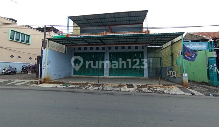 Strategic Shop House in Cijerah Near Hospital & School