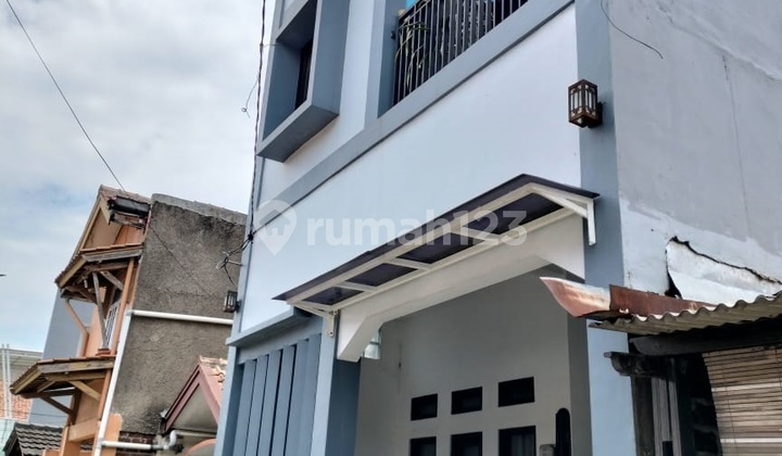 Rumah Strategis di Cimahi Siap Huni 975 Juta Rumah Strategis di Cimahi Siap Huni 975 Juta