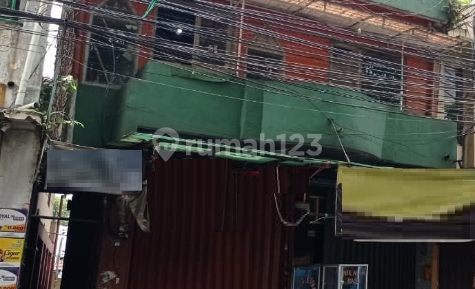 Comfortable &amp; Strategic Shophouse in Bandung, Ready for Rent for Only Rp 22 Million! 1