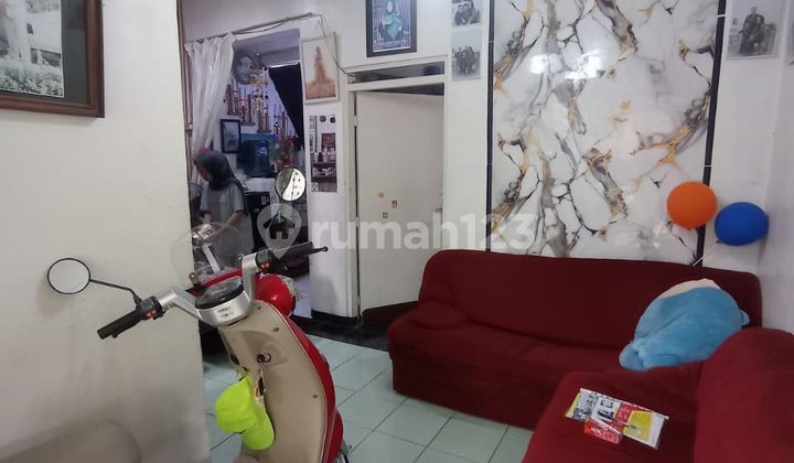 Rumah Siap Huni di Melong Green Lokasi Strategis, Harga Bersahabat!