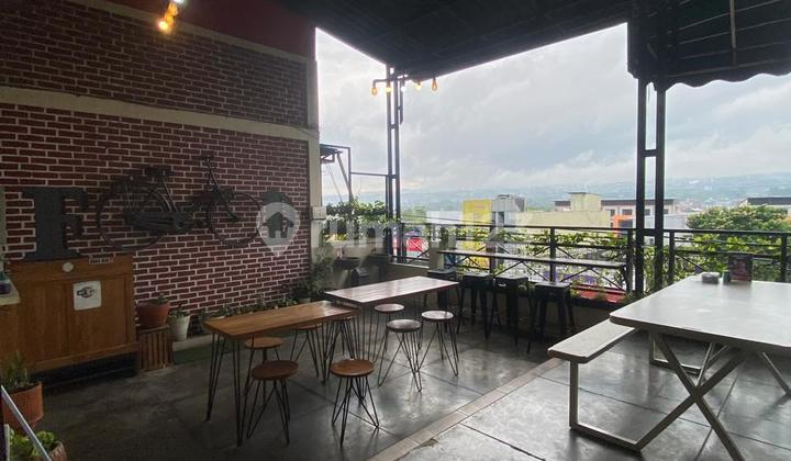 Main Road Shophouse, Suitable for Cafe or Office Business