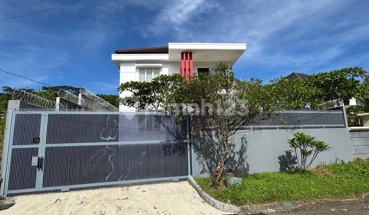 Disewa Rumah Sentul City Northridge Lahan Parkir Luas