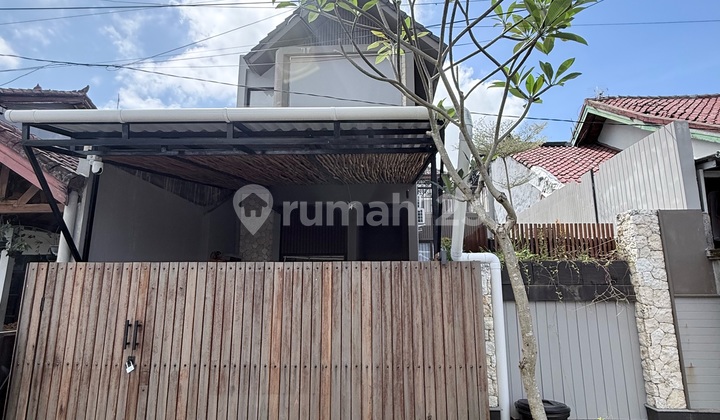Dijual Rumah Semi Villa Lantai 2 Lokasi di Puri Gading Jimbaran Dijual Rumah Semi Villa Lantai 2 Lokasi di Puri Gading Jimbaran